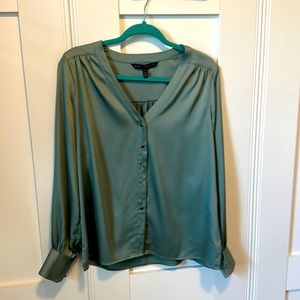 White House Black Market Blouse